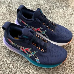 ASICS Nimbus 25 Size 7